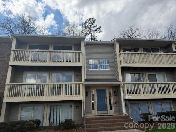 1610 Arlyn Circle , Charlotte, NC 28213