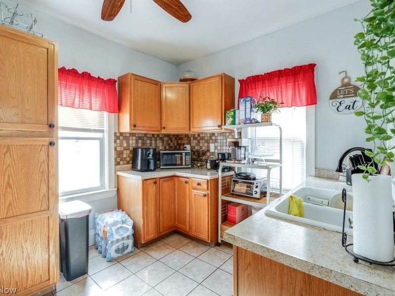 4691 Burleigh Road, Garfield Heights, OH 44125 Photo 16