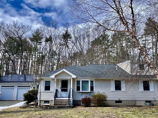 83 Village St, Millis, MA 02054
