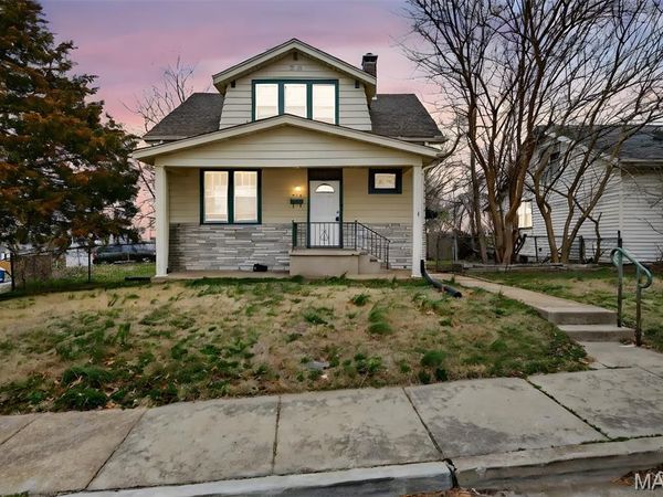 229 Horn Avenue , St Louis, MO 63125