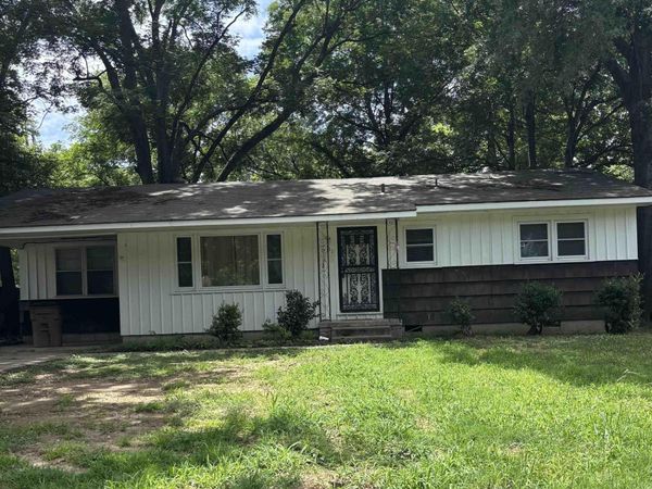 211 Laney Drive, Forrest City, AR 72335