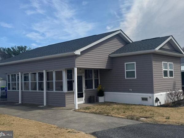 42 LANTERN LANE, Unit 11681, REHOBOTH BEACH, DE 19971