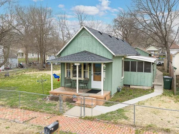 1020 Osage Street, Leavenworth, KS 66048