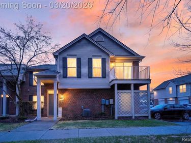 13343 Forest Ridge Boulevard, Sterling Heights, MI 48313