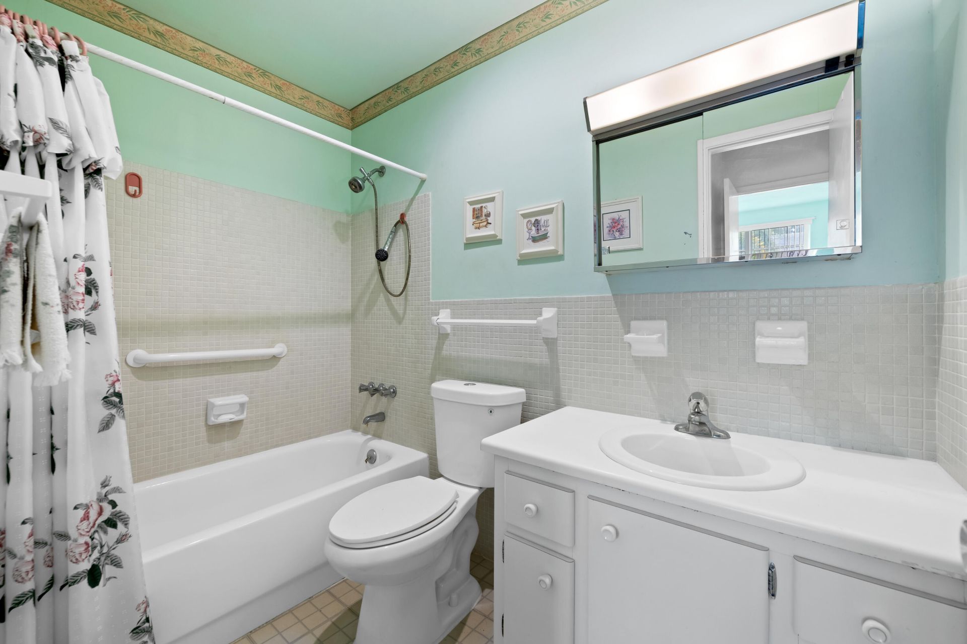 1821 NE 62nd Street, Unit 326, Fort Lauderdale, FL 33308 Photo