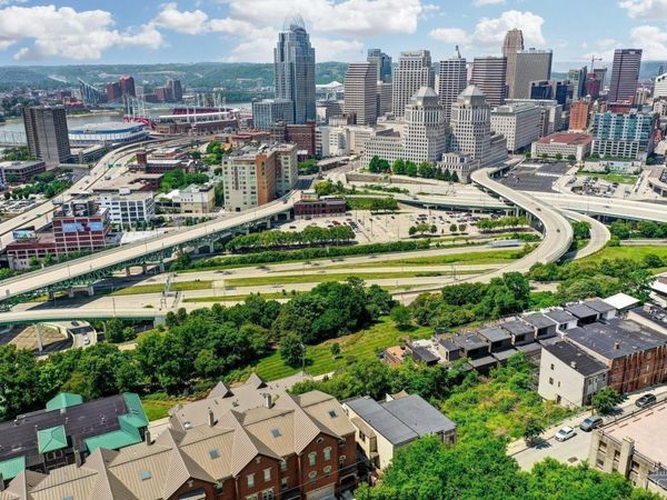 387 Oregon Street, Cincinnati, OH 45202