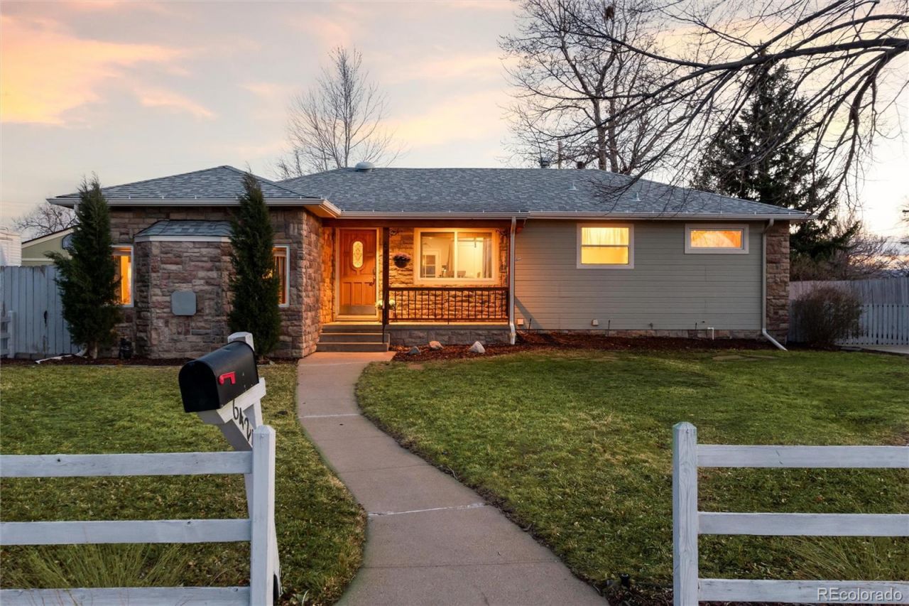 6424 W Center Avenue, Lakewood, CO 80226 Main Photo