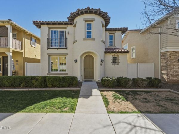 838 S HUISH Drive, Gilbert, AZ 85296