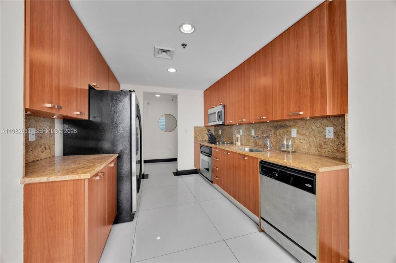 1395 Brickell Ave, Unit 3404, Miami, FL 33131 Photo