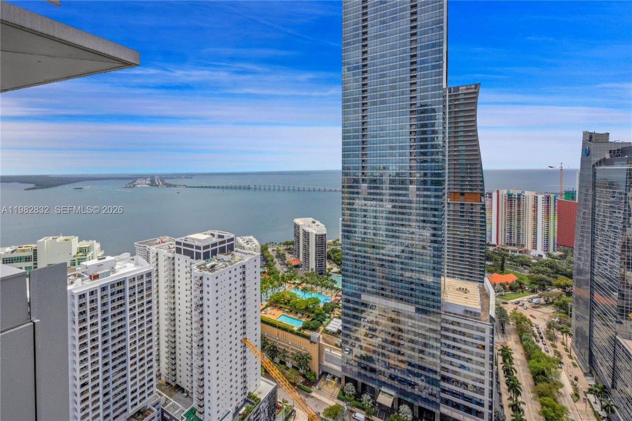 1395 Brickell Ave, Unit 3404, Miami, FL 33131 Photo
