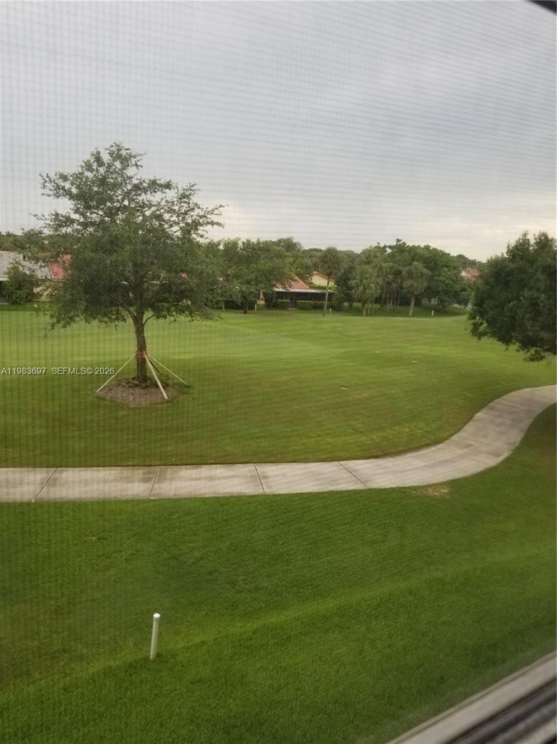 9520 Seagrape Dr , Unit 303, Davie, FL 33324 Photo