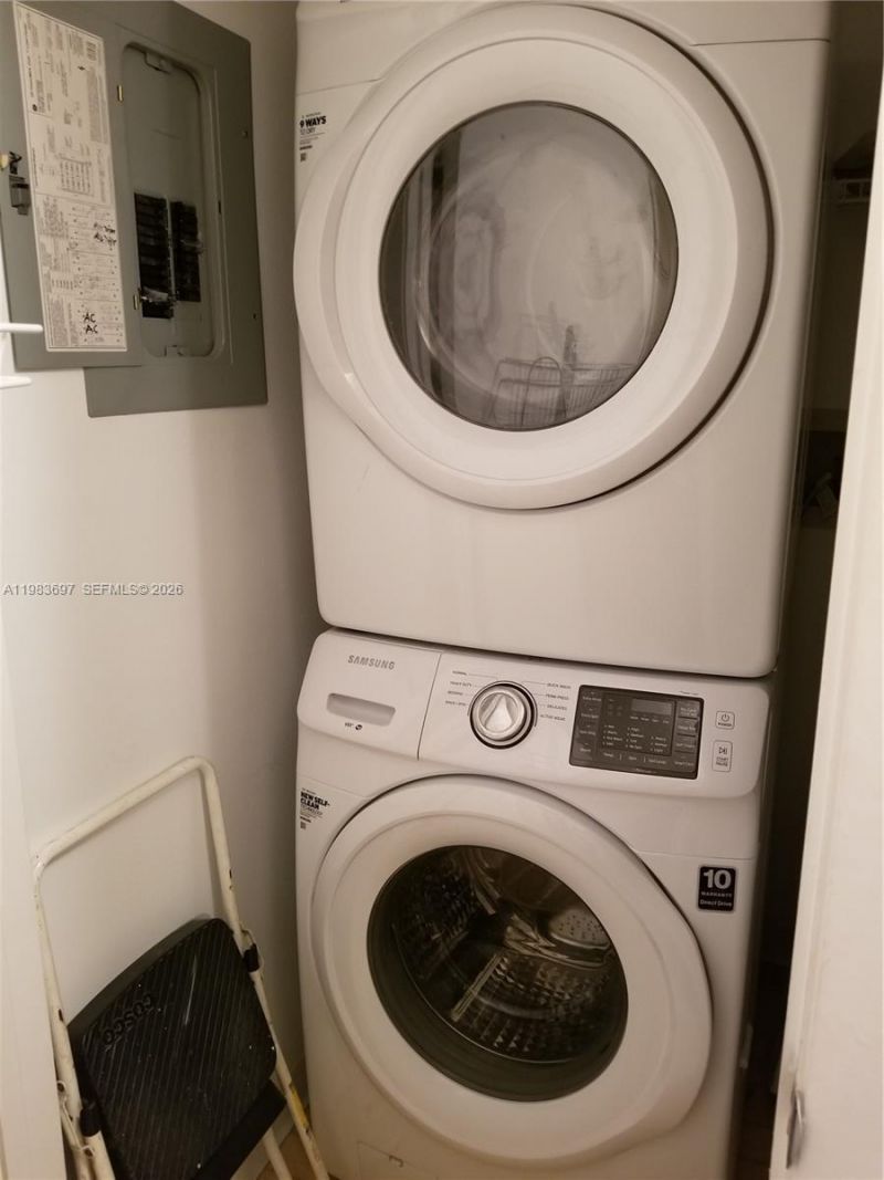 9520 Seagrape Dr , Unit 303, Davie, FL 33324 Photo