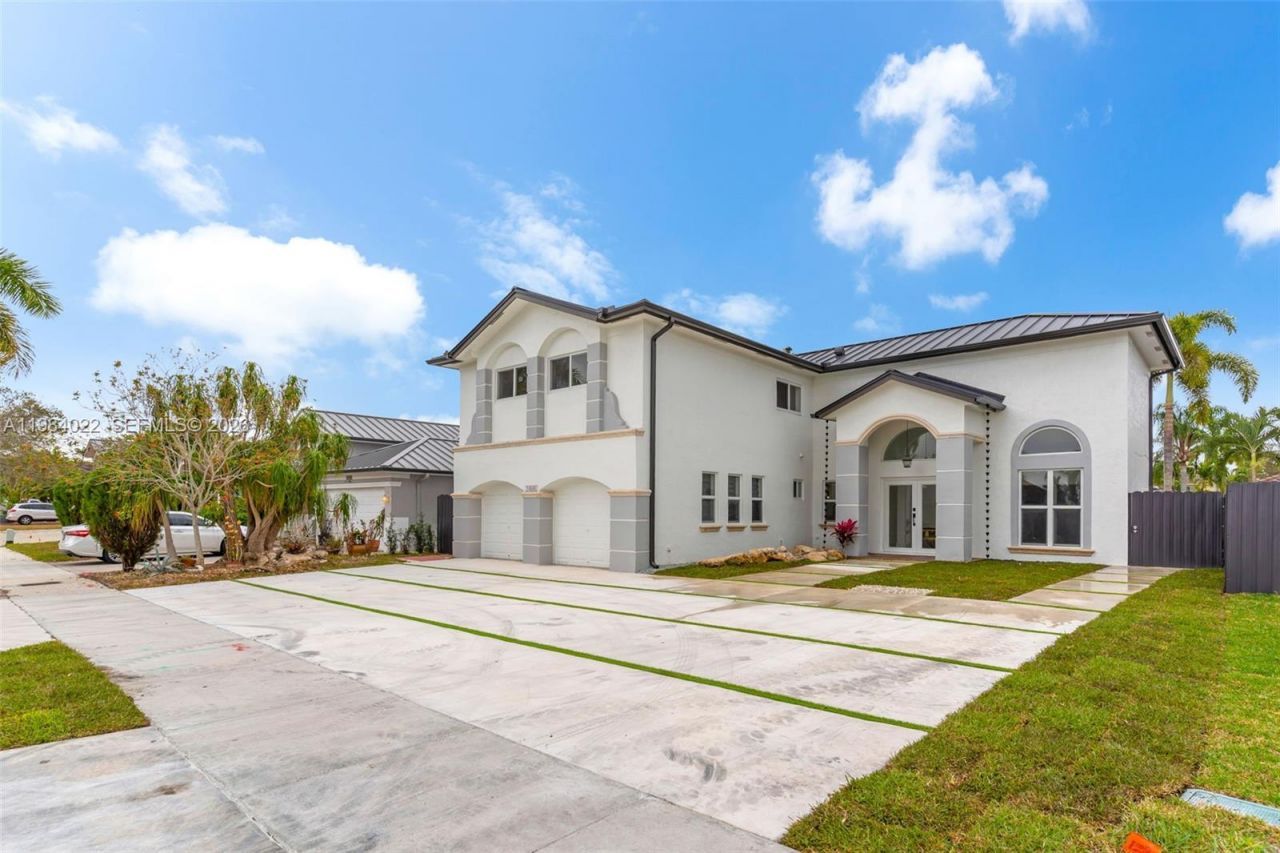 14848 SW 180th St, Miami, FL 33187 Photo