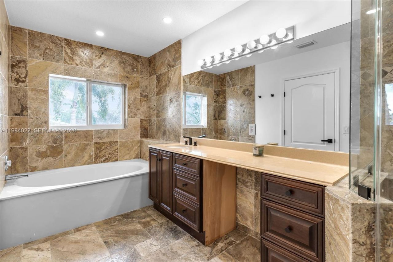 14848 SW 180th St, Miami, FL 33187 Photo