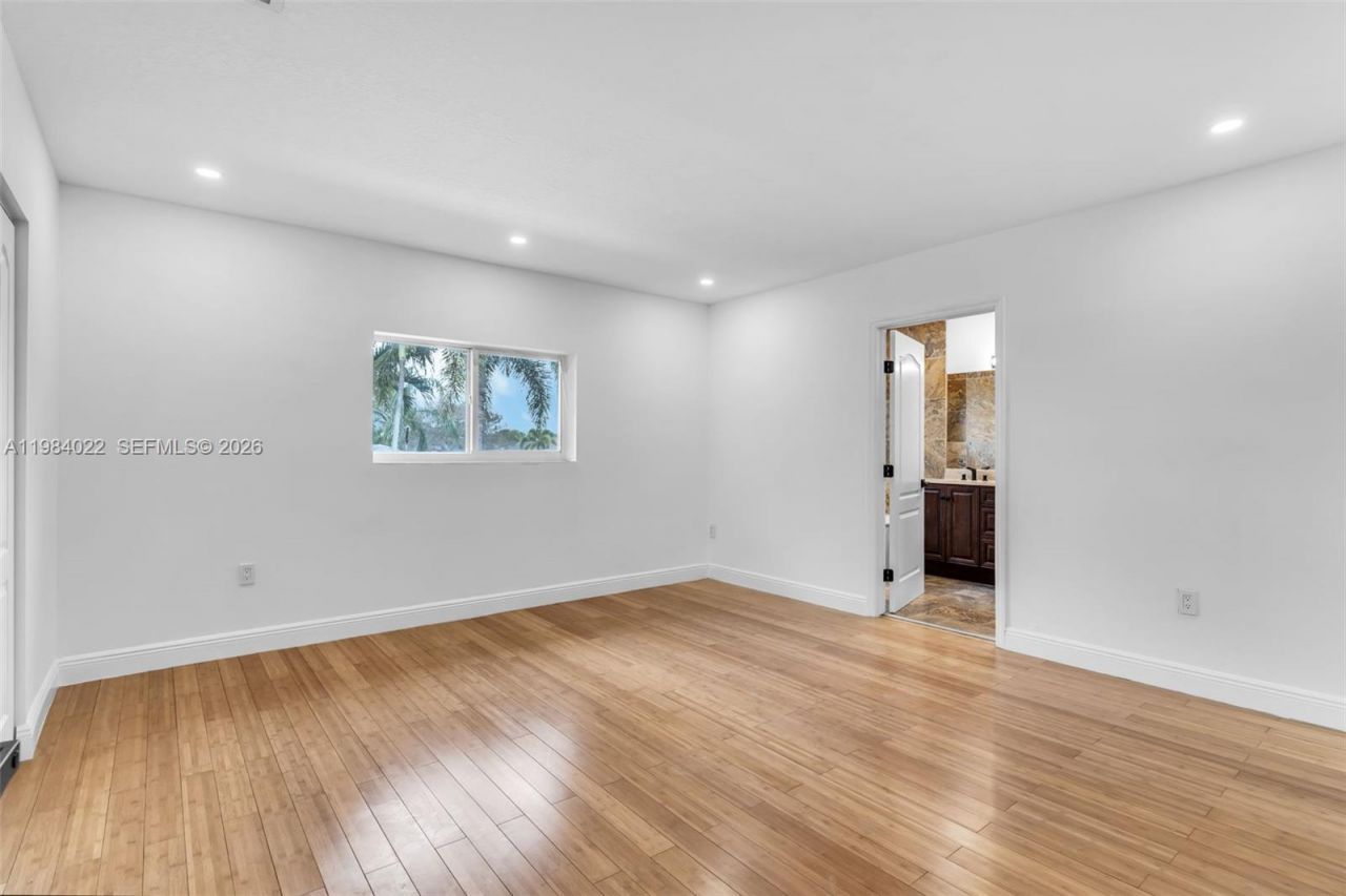 14848 SW 180th St, Miami, FL 33187 Photo