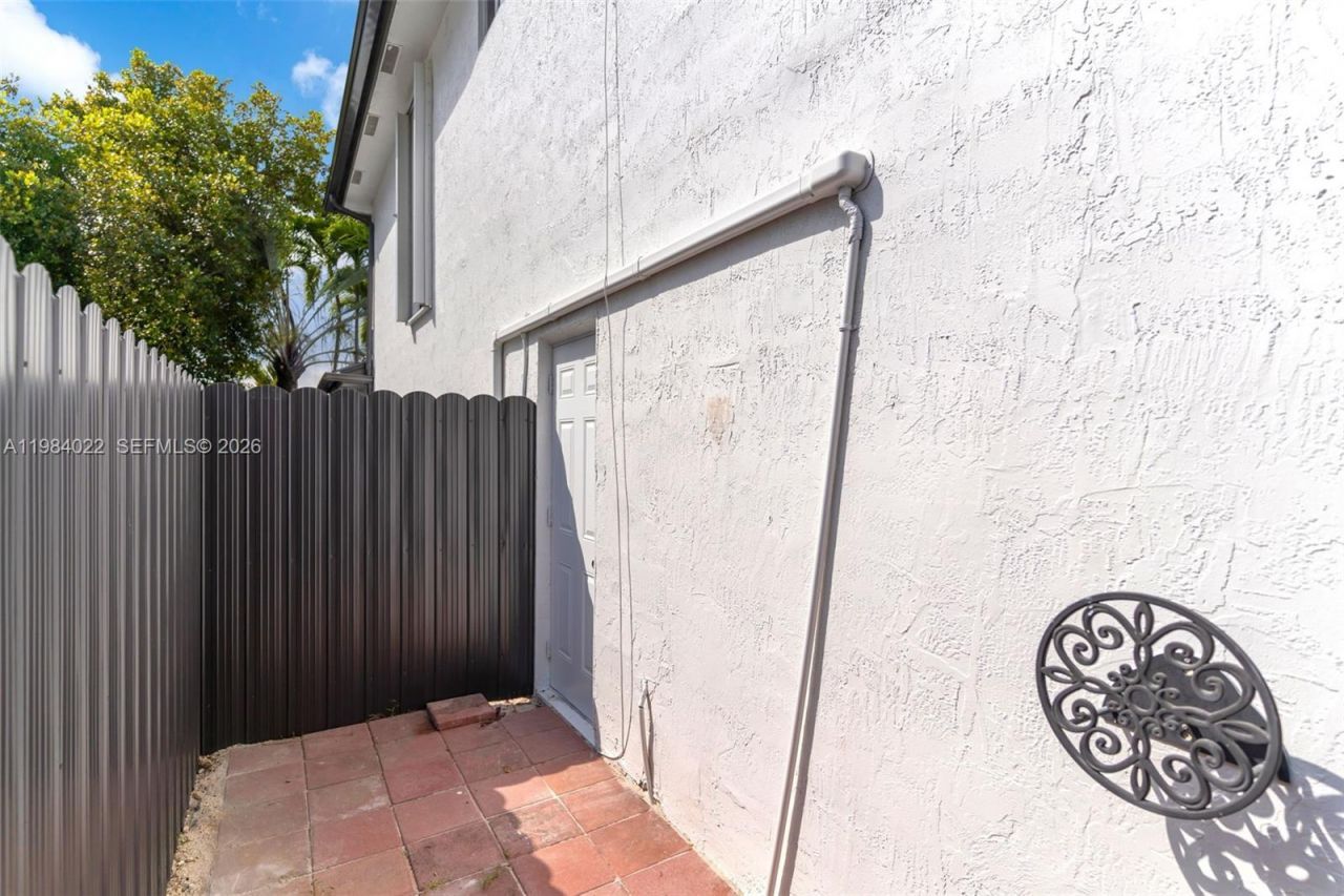 14848 SW 180th St, Miami, FL 33187 Photo