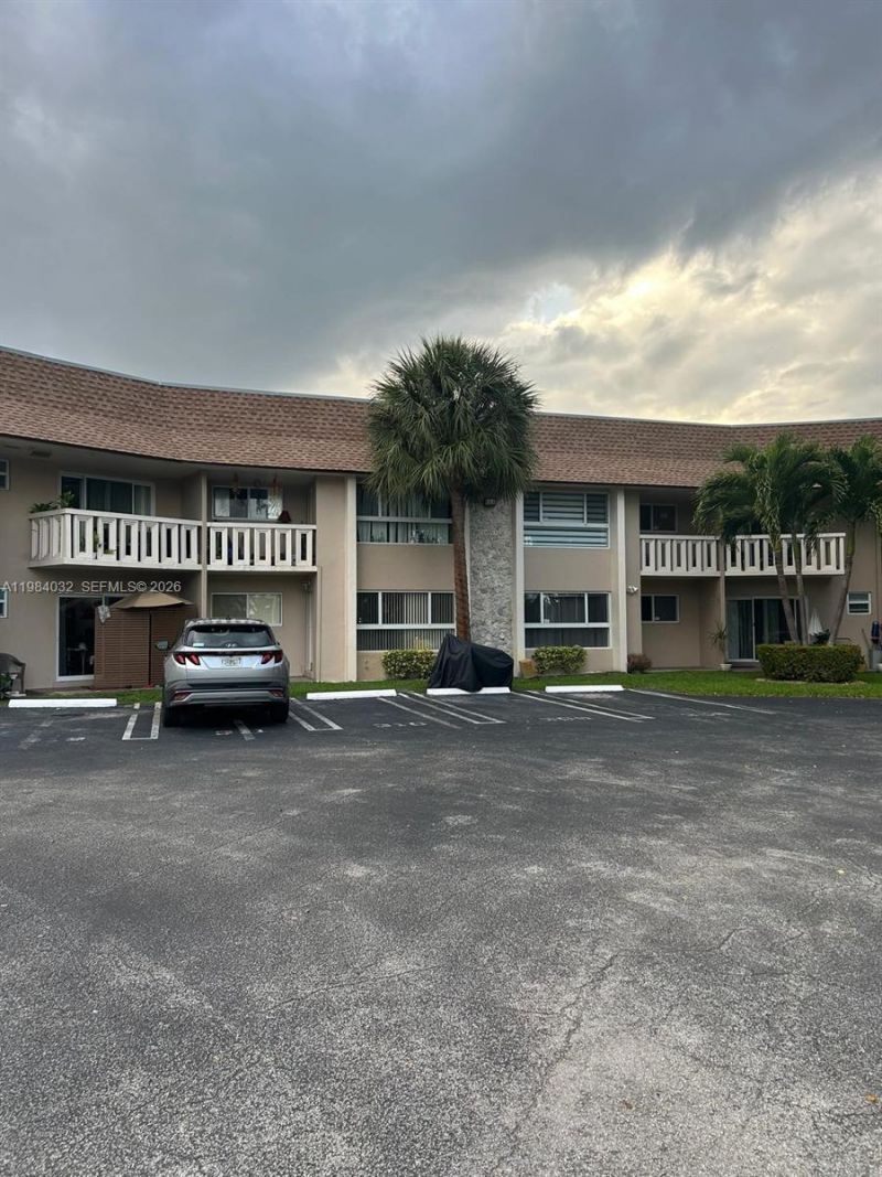 7450 Miami Lakes Dr, Unit C109, Miami Lakes, FL 33014 Photo