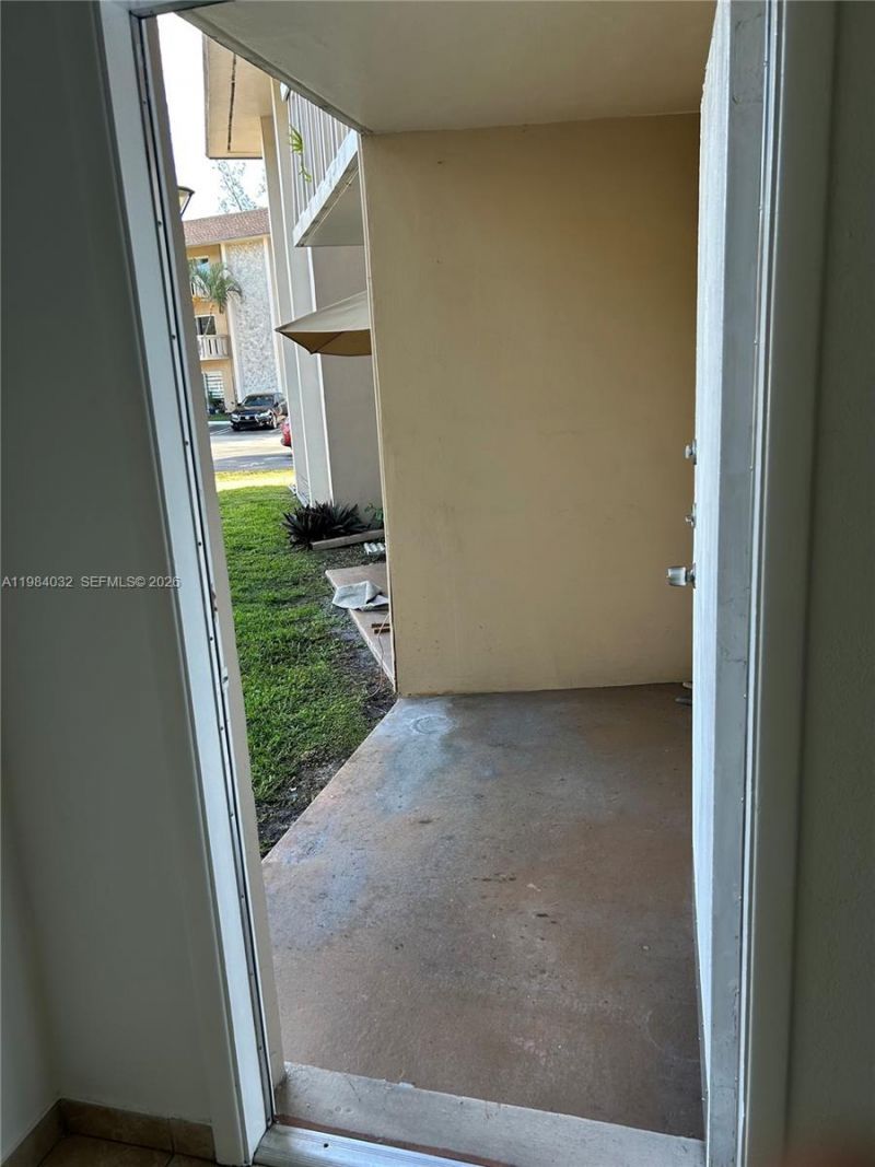 7450 Miami Lakes Dr, Unit C109, Miami Lakes, FL 33014 Photo