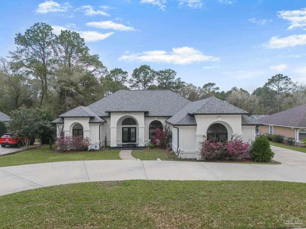 3175 Marcus Pointe Blvd, Pensacola, FL 32505