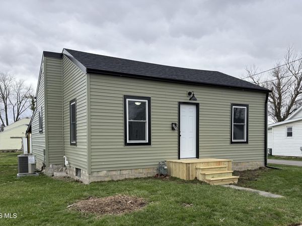 243 Monroe Avenue, Findlay, OH 45840