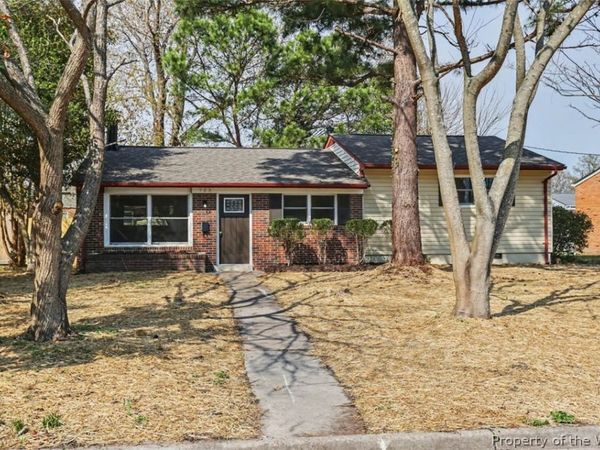 723 Spruce Road , Newport News, VA 23601