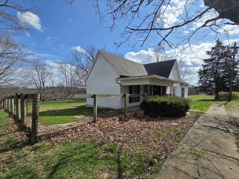 235 Garrett Avenue, Brooksville, KY 41004 Photo 3