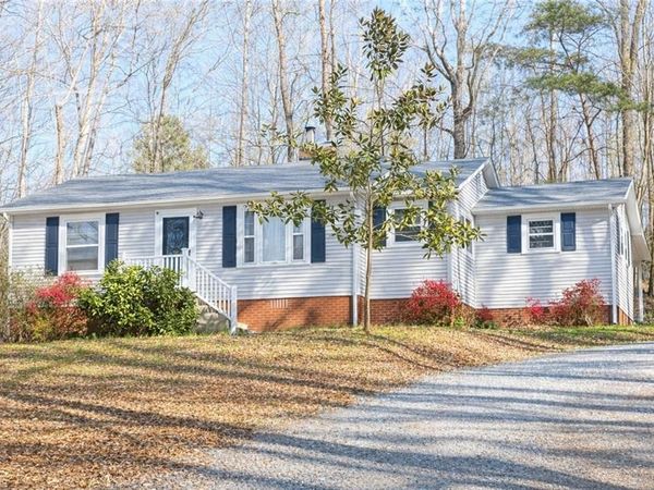 952 Andrew Hunter Road , Franklinville, NC 27248