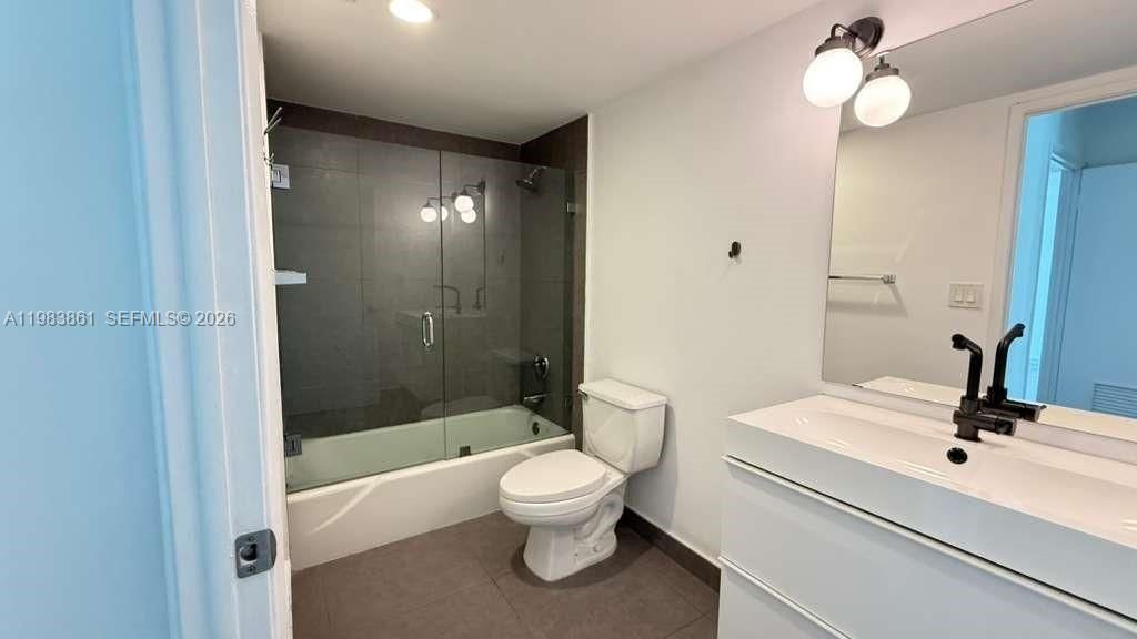 19380 Collins Ave , Unit 905, Sunny Isles Beach, FL 33160 Photo