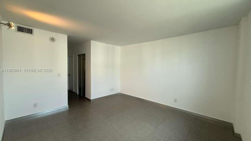 19380 Collins Ave , Unit 905, Sunny Isles Beach, FL 33160 Photo