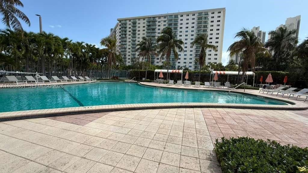 19380 Collins Ave , Unit 905, Sunny Isles Beach, FL 33160 Photo