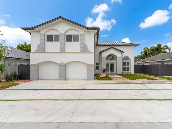 14848 SW 180th St , Miami, FL 33187