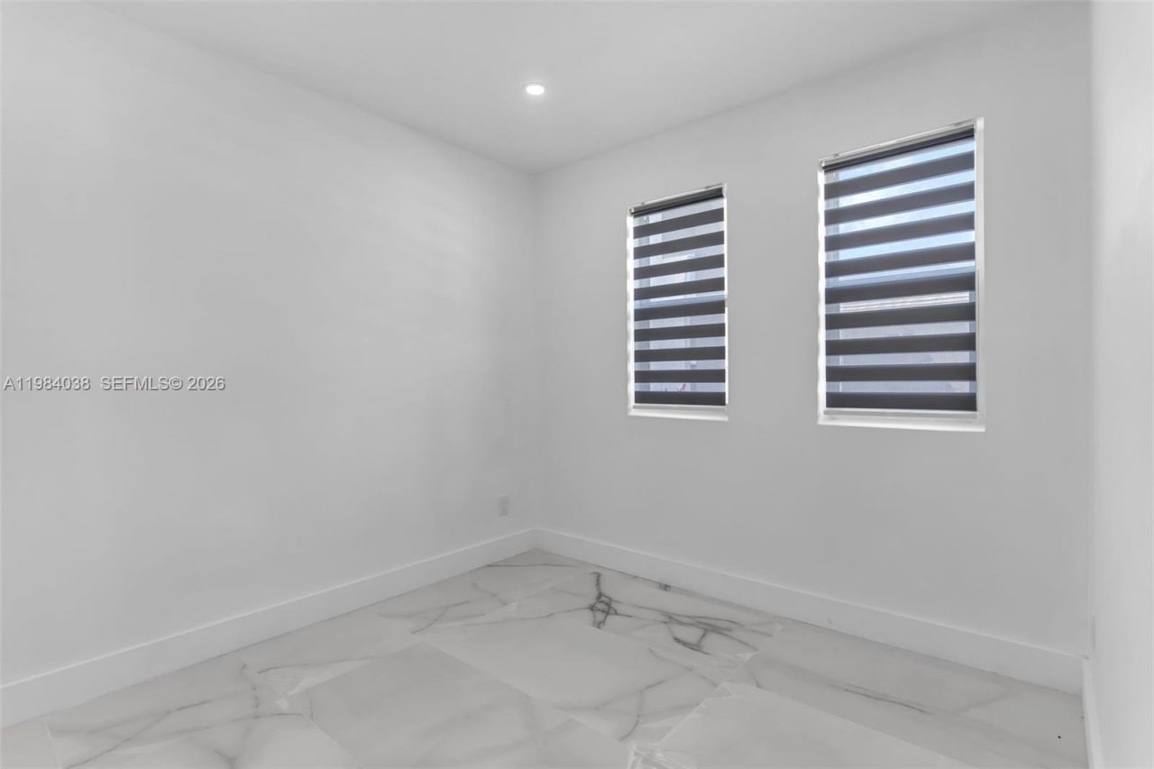 14848 SW 180th St , Miami, FL 33187 Photo