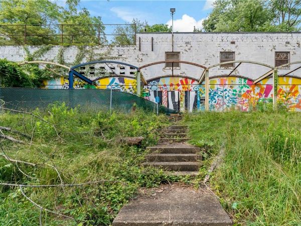 101 Hazlett St , Pittsburgh, PA 15214