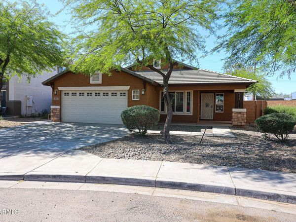7423 W Pueblo Avenue, Phoenix, AZ 85043