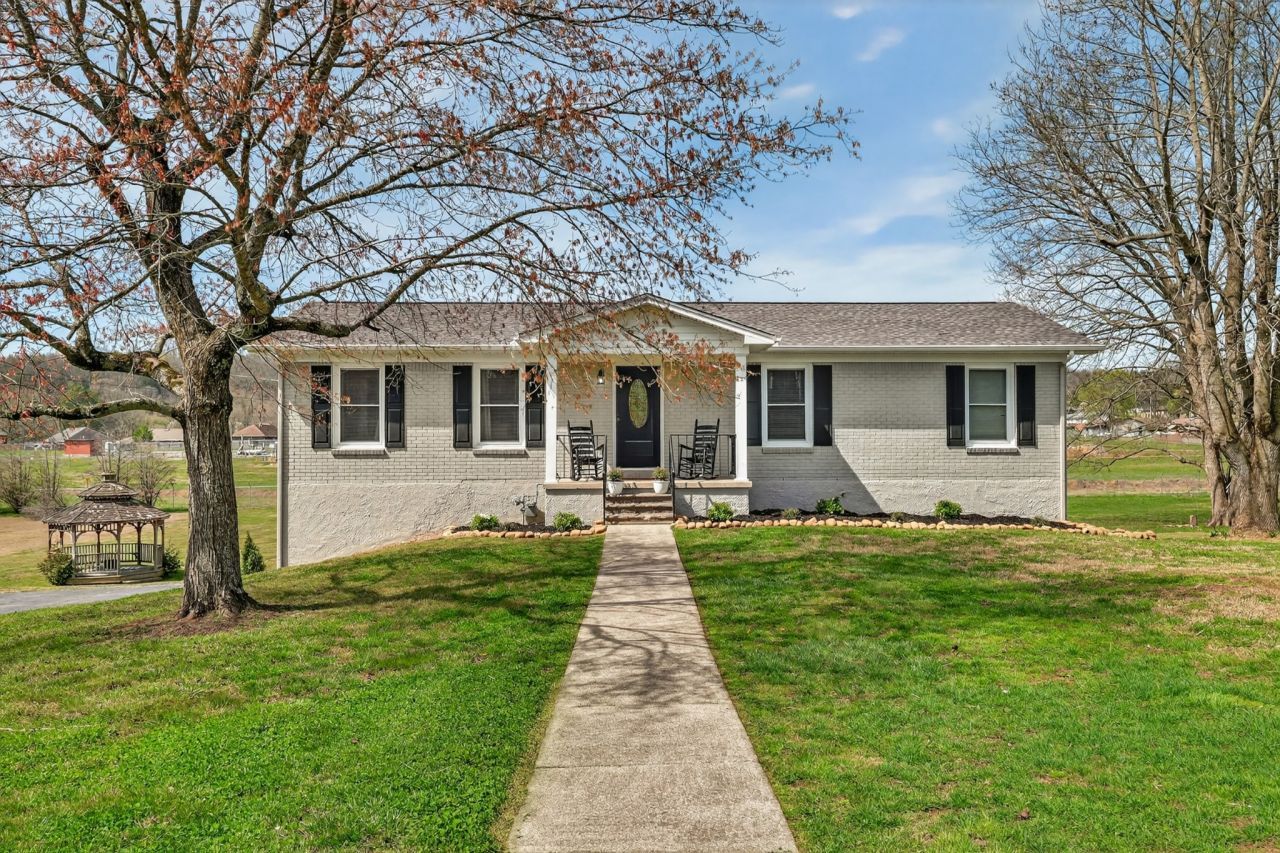 134 Terry Ave, Fayetteville, TN 37334 Main Photo