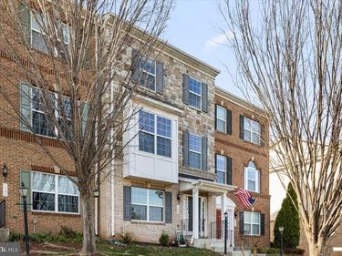 1590 KINNAIRD TERRACE NE, LEESBURG, VA 20176