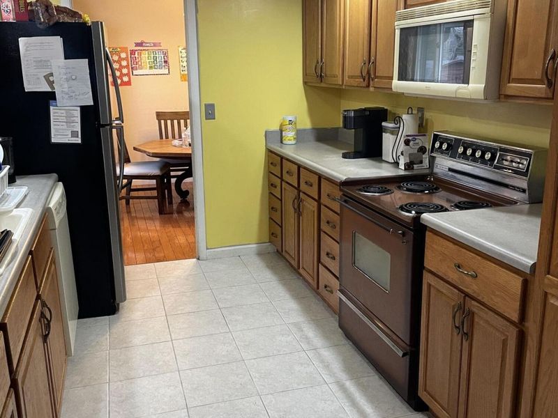 5957 Longford Road, Dayton, OH 45424 Photo 7