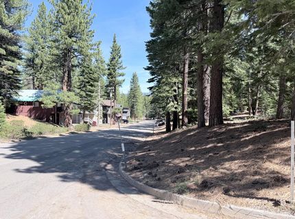 Gold Dust Trl, South Lake Tahoe, CA 96150 Photo