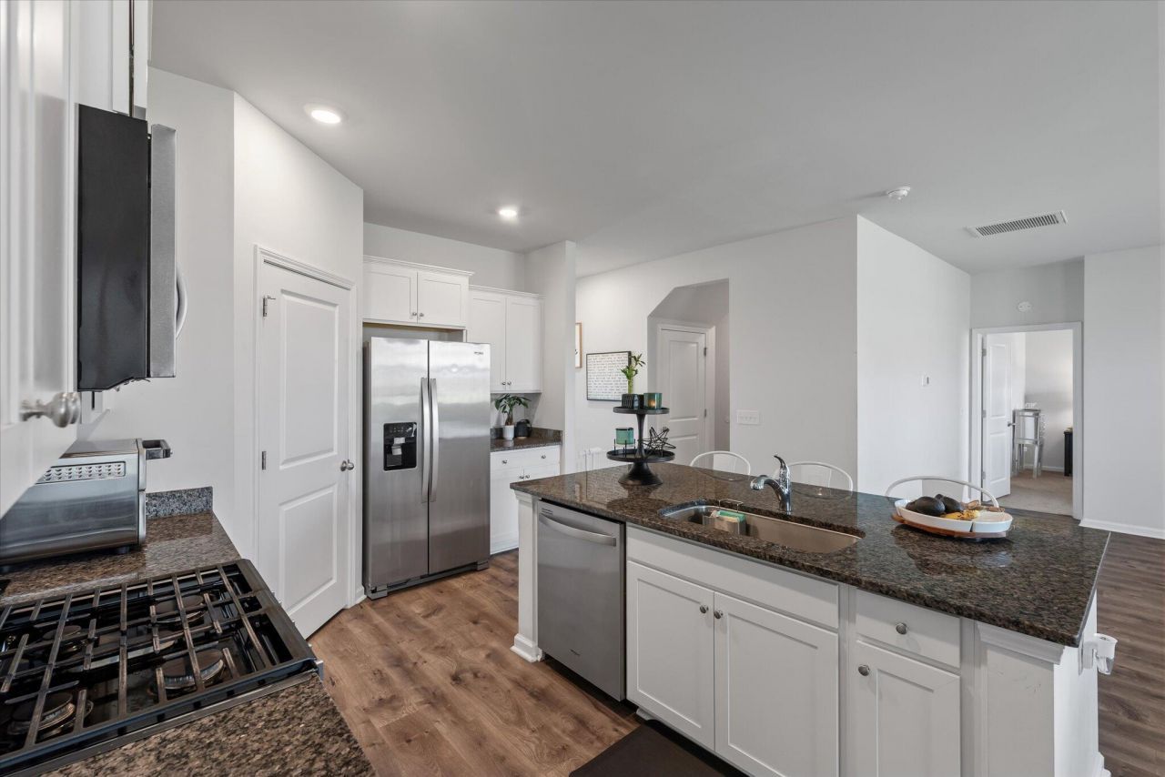 411 Bering Lane Photo 10