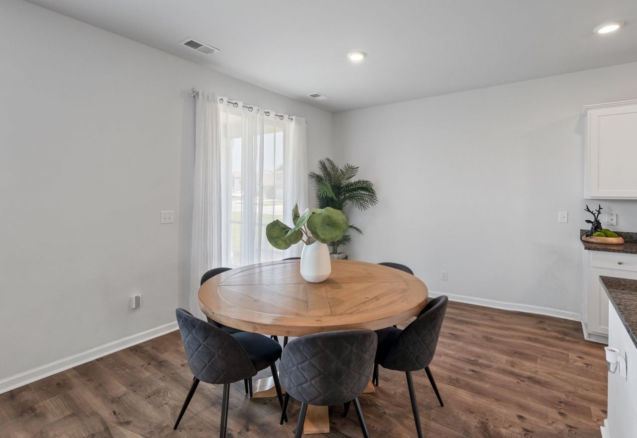 411 Bering Lane Photo 13