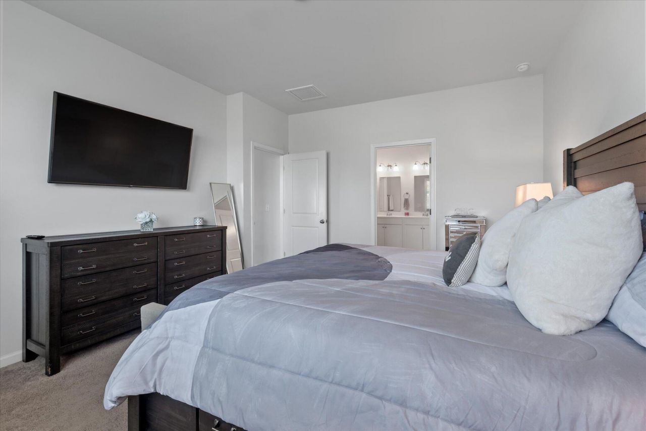 411 Bering Lane Photo 18