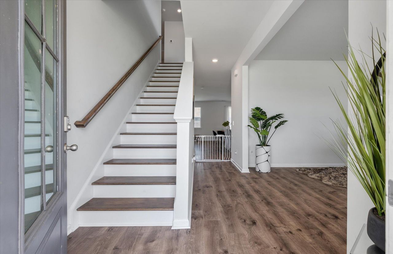 411 Bering Lane Photo 6