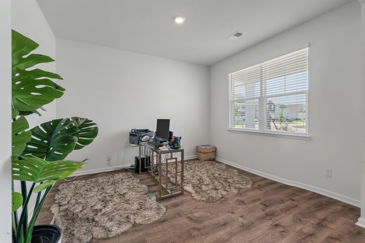 411 Bering Lane Photo 7