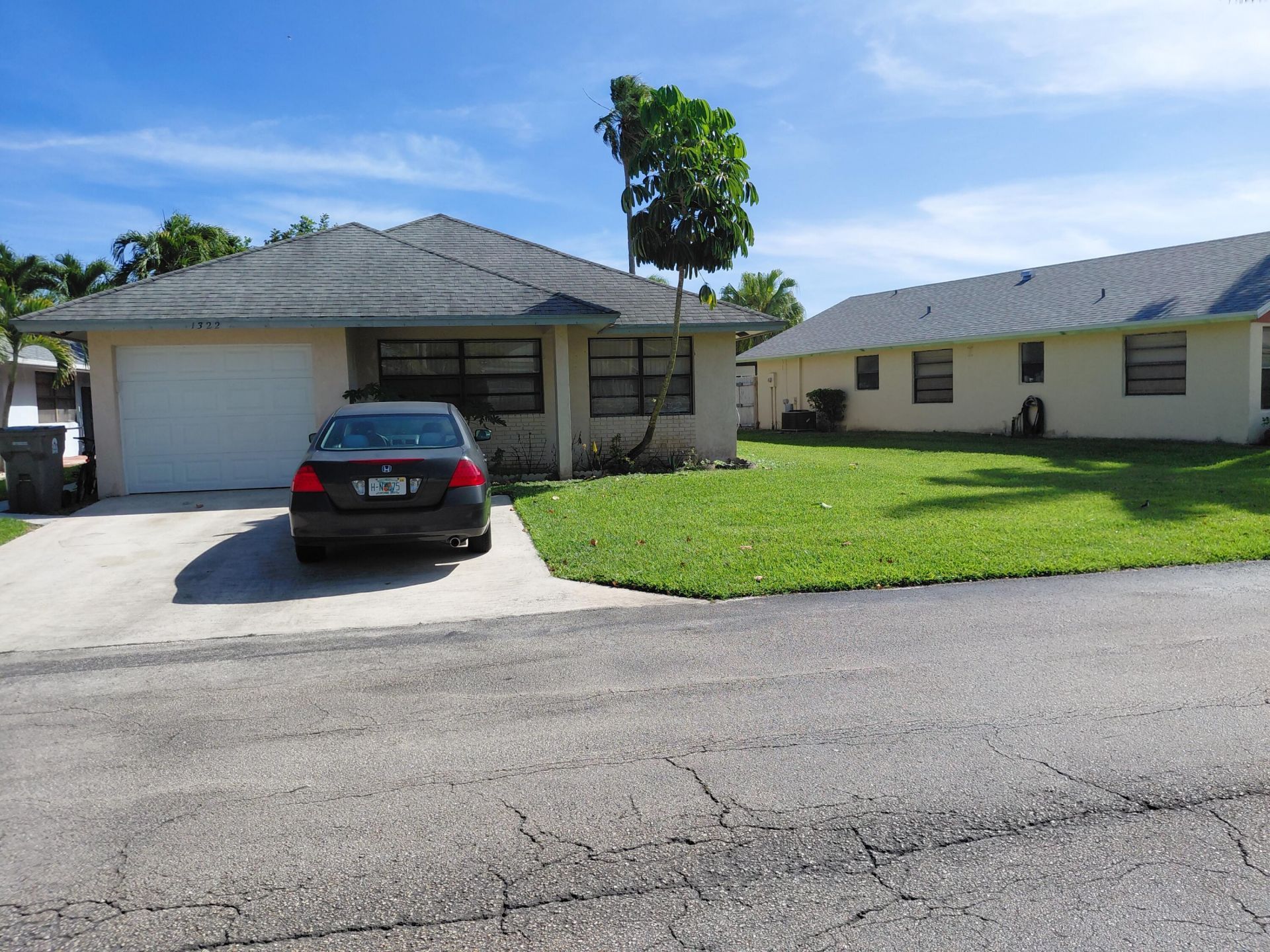 1322 Pines Lane, West Palm Beach, FL 33415 Photo