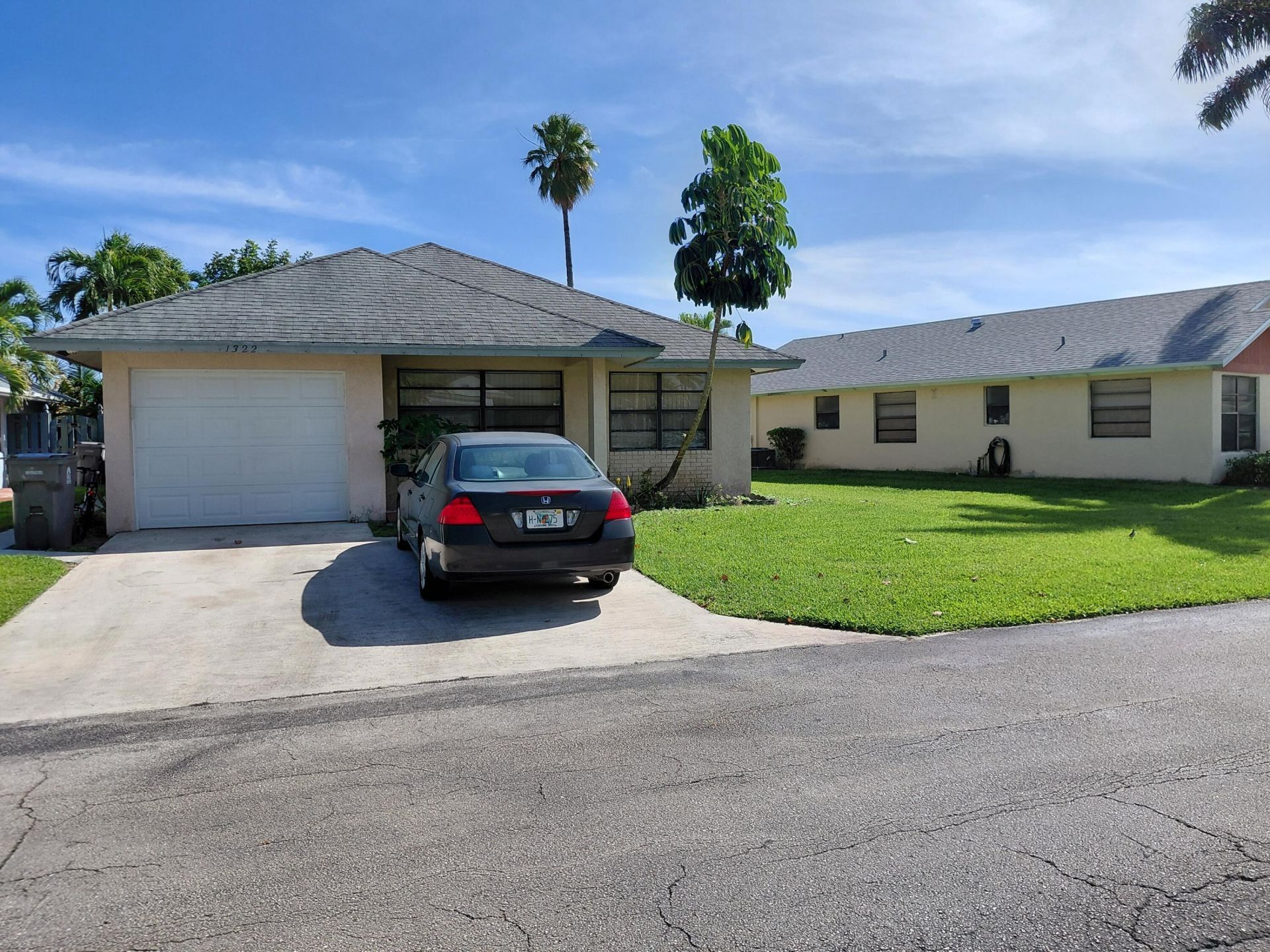 1322 Pines Lane, West Palm Beach, FL 33415 Photo