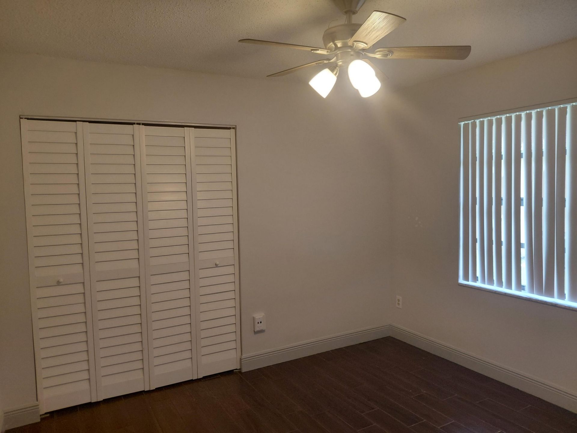 1322 Pines Lane, West Palm Beach, FL 33415 Photo
