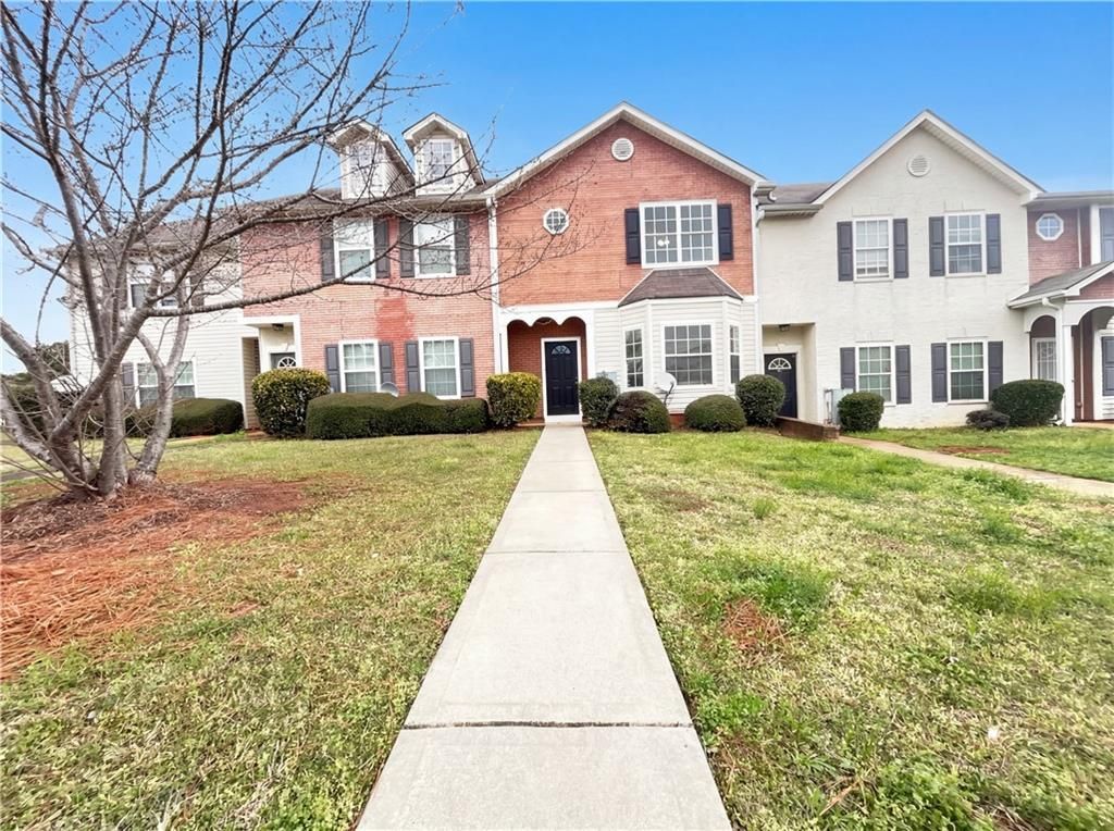 825 Commerce Boulevard, Riverdale, GA 30296 Main Photo