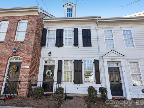 13234 Eastfield Village Lane, Charlotte, NC 28269