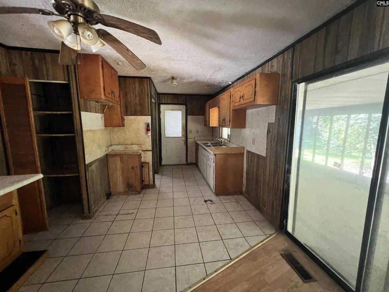 175 Benny Road Photo 10