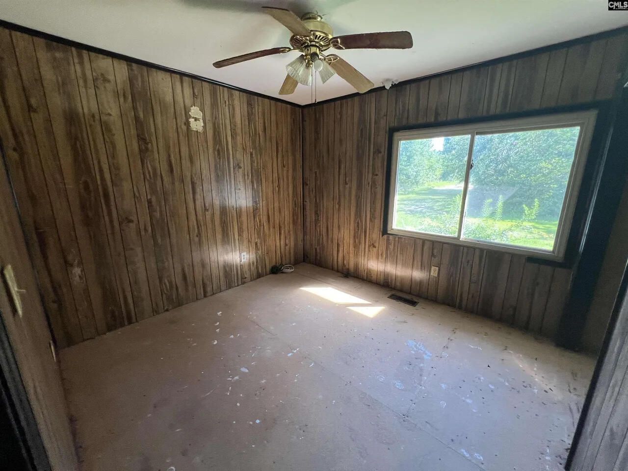 175 Benny Road Photo 15